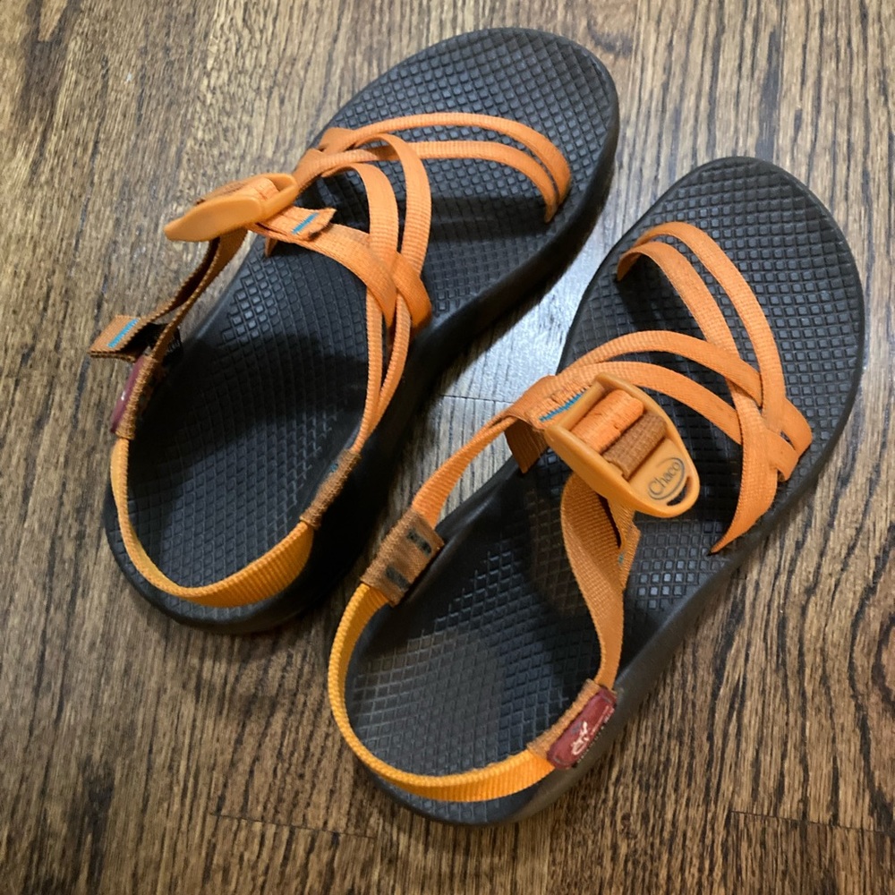 Custom Women’s Chacos Size 7